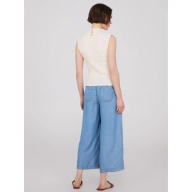 Sleeveless Textured Mock Neck Top